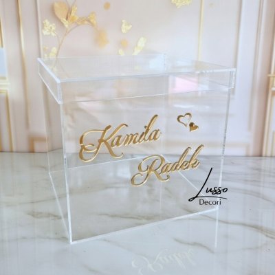 Akrylowe pudełko na koperty z personalizacją