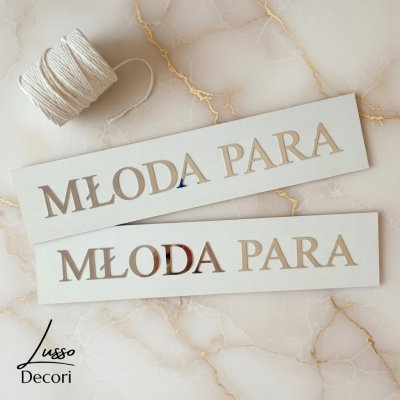 lustrzana srebrna tablica rejestracyjna ślubna glamour na auto ze srebrnym napisem