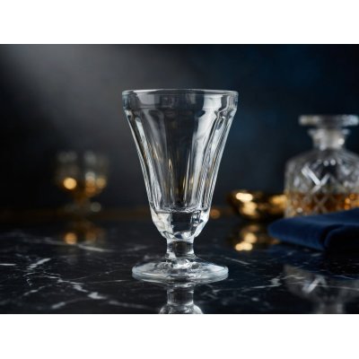 Oszukany kieliszek na przyjęcie weselne