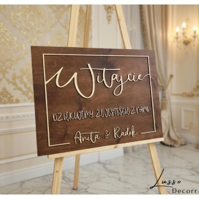 Nietypowa tablica powitalna w stylu rustykalnym na przyjęcie na powitanie gości