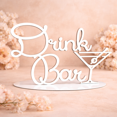 Lustrzany napis w kolorze białym Drink bar na przyjęcie weselne lub imprezę firmową.