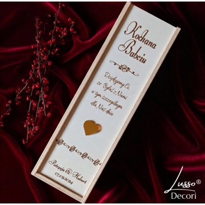 Drewniana skrzynka na wino z podziękowaniami dla babci w dniu ślubu