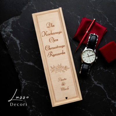 Drewniana skrzynka na wino...