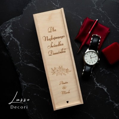 Drewniana skrzynka na wino z podziękowaniem dla świadka w dniu ślubu