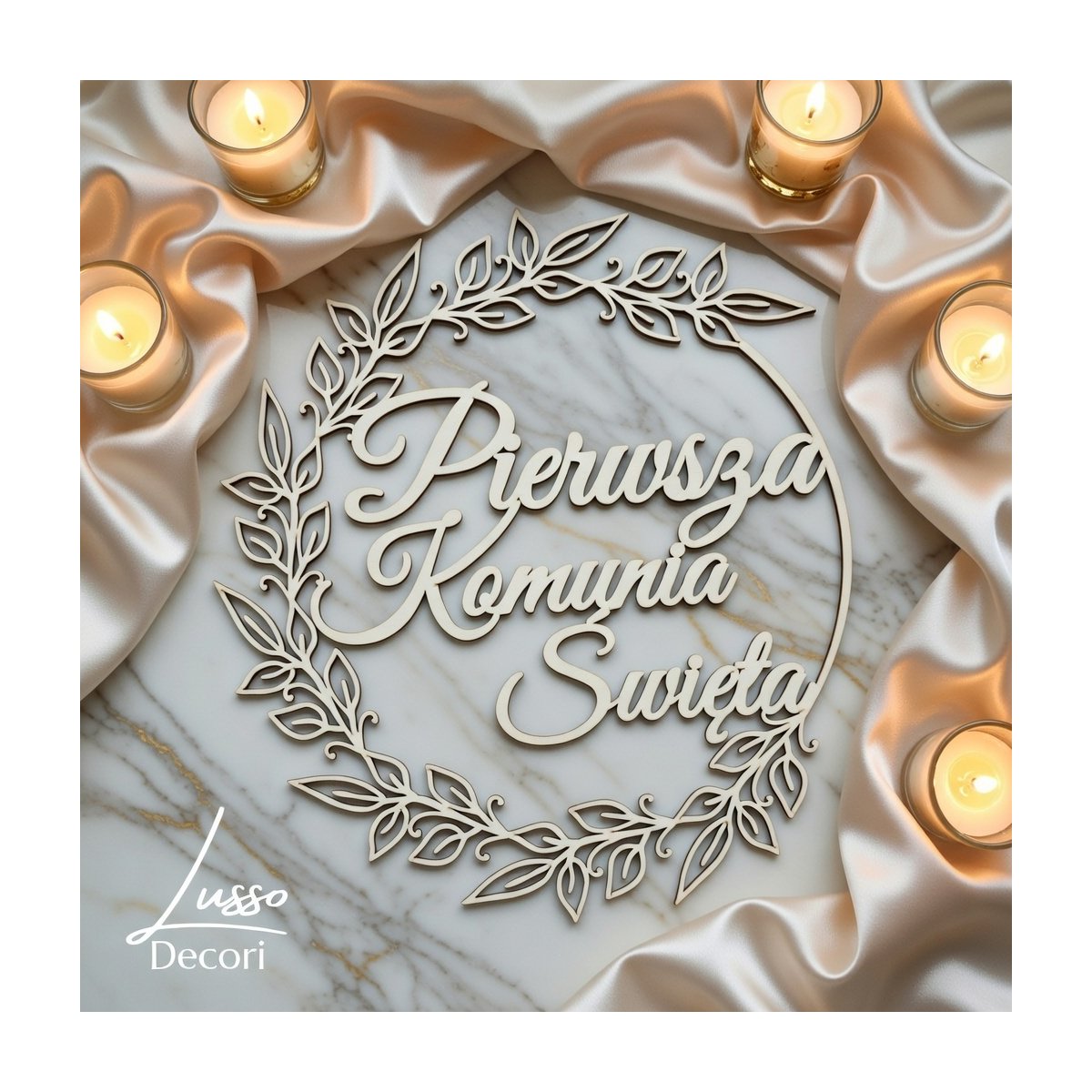 Drewniana obręcz dekoracyjna z motywem gałazek pierwsza komunia święta na przyjęcie komunijne