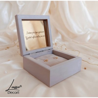 Drewnaine pudełko w stylu glamour w kolorze caffe latte