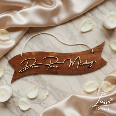 tabliczka dom pana młodego dekoracja ślubna na drzwi przygotowania wesele