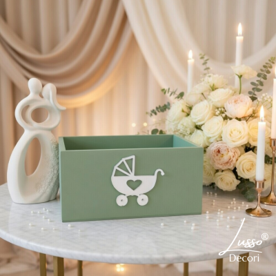 Koszyk oczepinowy szałwiowy z białą lustrzaną grafiką wózka na wesele