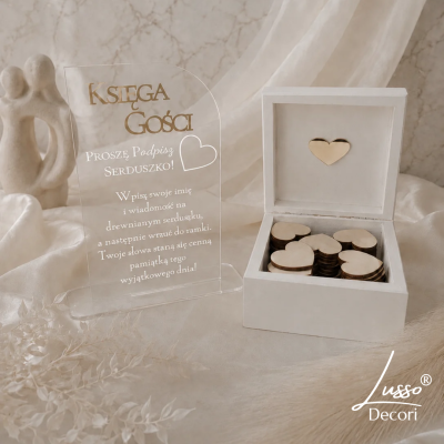 Przezroczysta księga gości serduszka personalizowana na ślub